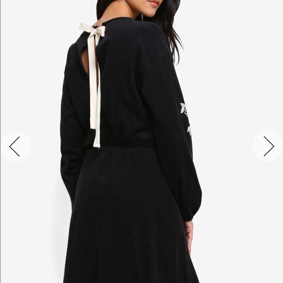 🌸NWT TOPSHOP SUPER SOFT EMBROIDERED BOHO DRESS! - Picture 2 of 8